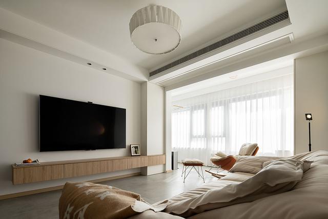 130㎡极简原木风氛围感和松弛感拉满减法设计拥有无限可能(图5)