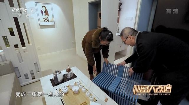 z6尊龙入口：浴室柜定制富兰克卫浴央视《秘密大改造》助力善心妈妈筑起温暖家(图9)