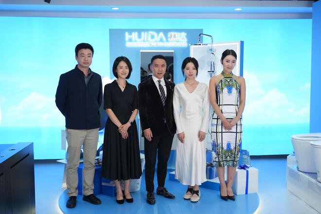 z6尊龙入口：双11惠达狂欢购健康卫浴“美术馆”抖音开幕