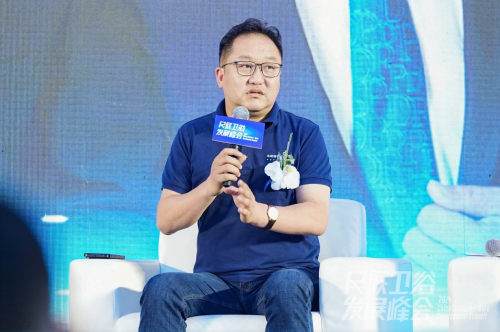 智享科技创领浴界｜东鹏整装卫浴荣膺“定制卫浴领导品牌”称号(图5)