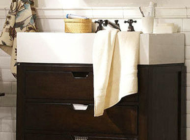 单身白领的品质体现简约实木浴室柜推荐