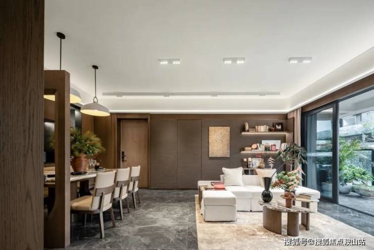 z6尊龙平台：三亚保利半岛1号售楼处首页网站-保利半岛1号欢迎您-楼盘详情户型房价(图17)