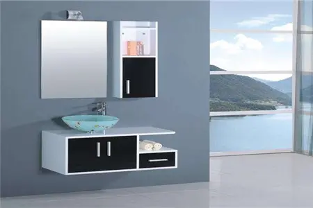 z6尊龙入口：实木浴室柜有多少种？实木浴室柜的优缺点？