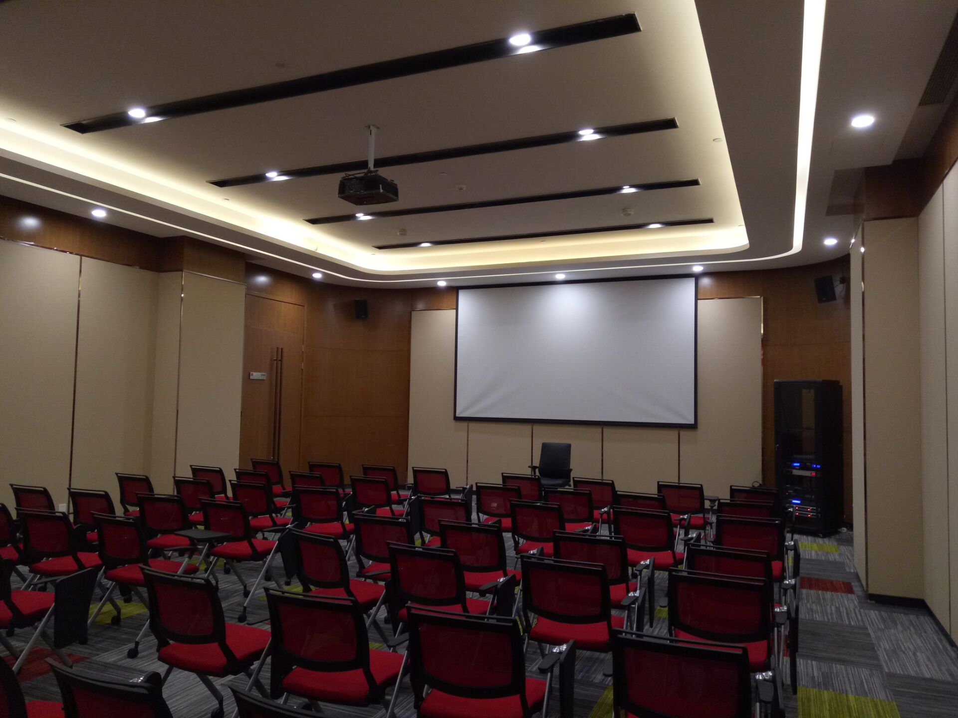 z6尊龙入口：顾家家居-企业类-DS迪赛思(图3)