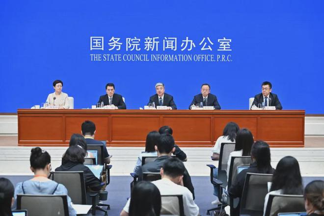 HOME家饰界以旧换新：家居建材行业的“重生密码”