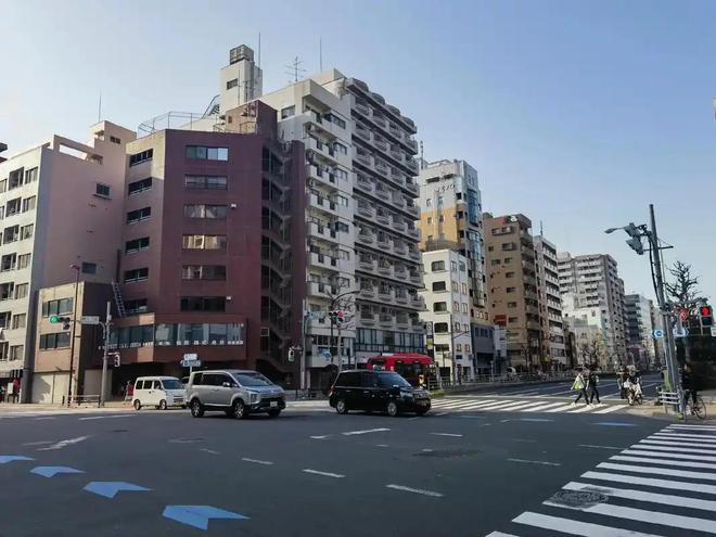 为何日本面积那么小还能住下124亿人且家家都是独栋？(图16)