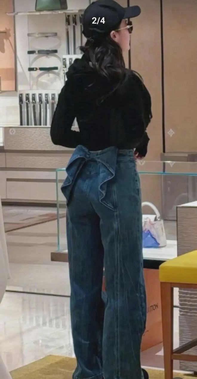 哭麻！南京一柜姐用账号评论刘亦菲微胖被辞退品牌方道歉