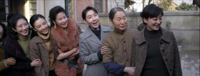 假山假景假脸央视《六姊妹》爆火打脸了多少内娱流水线年代剧