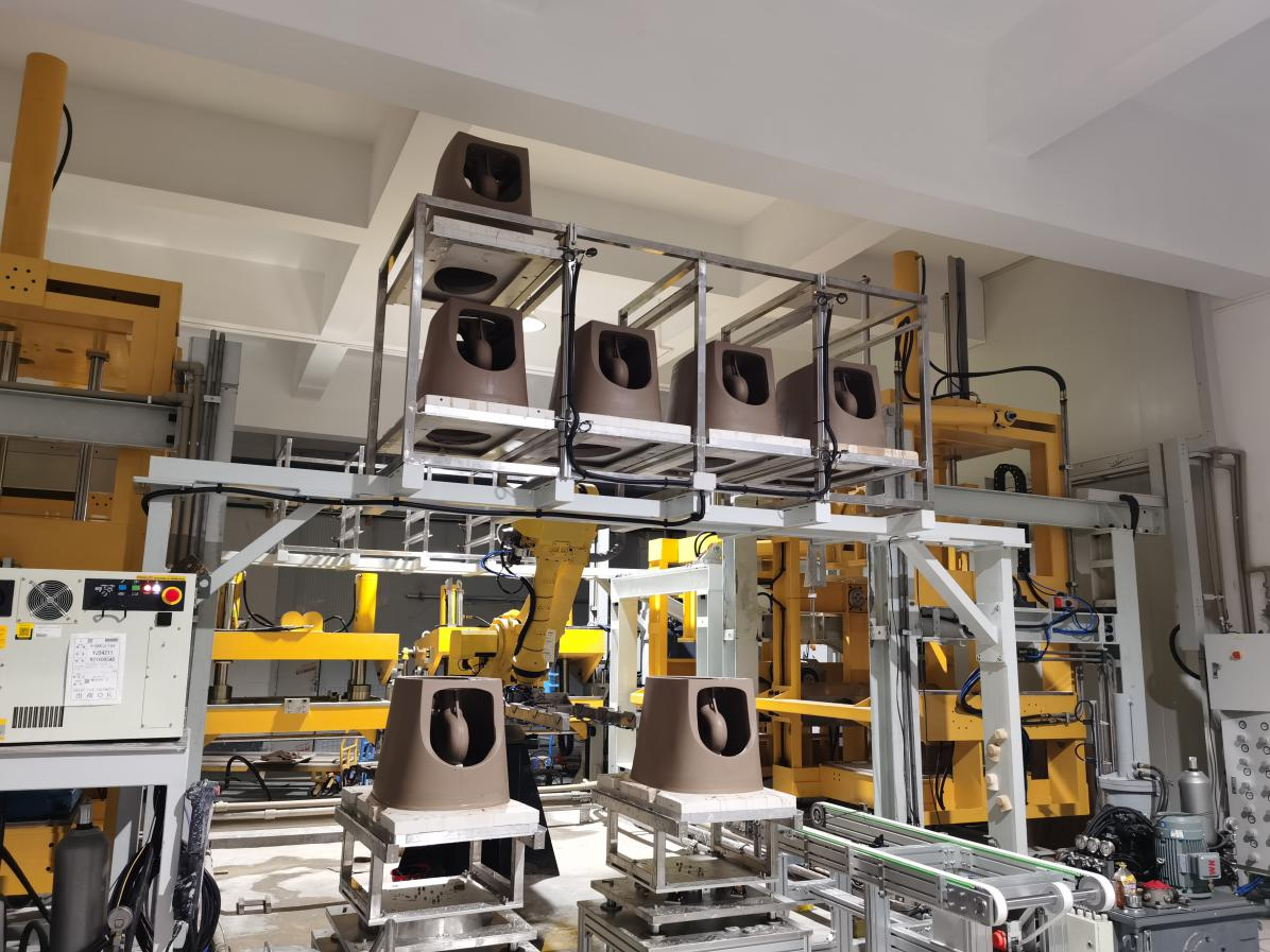 肇庆高新区“智造”机器人阔步向前(图2)