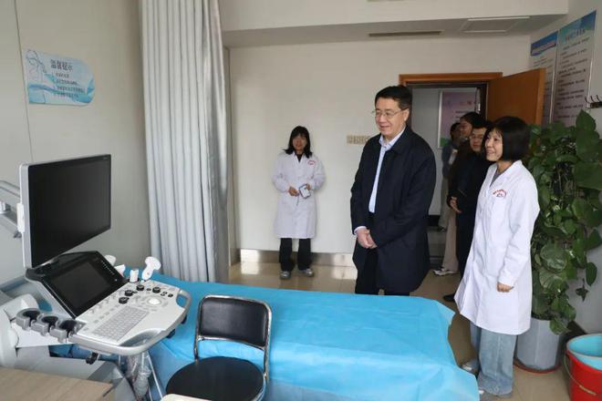 z6尊龙入口：感知山东蔡玉虎到德州市疾控中心各科室走访调研(图2)