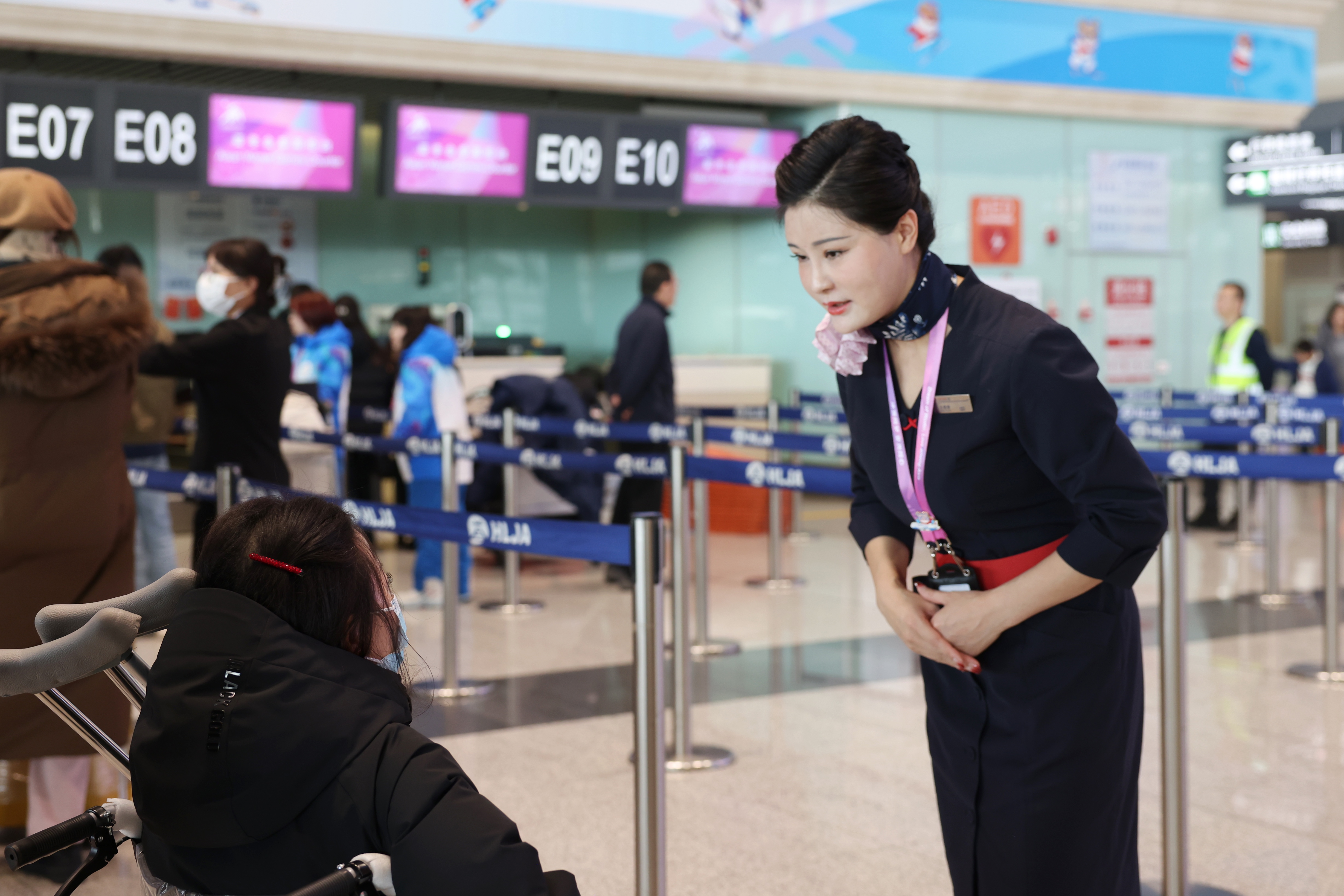 z6尊龙入口：冰雪燃情东航助梦中国东航全方位支持保障第九届亚冬会(图2)