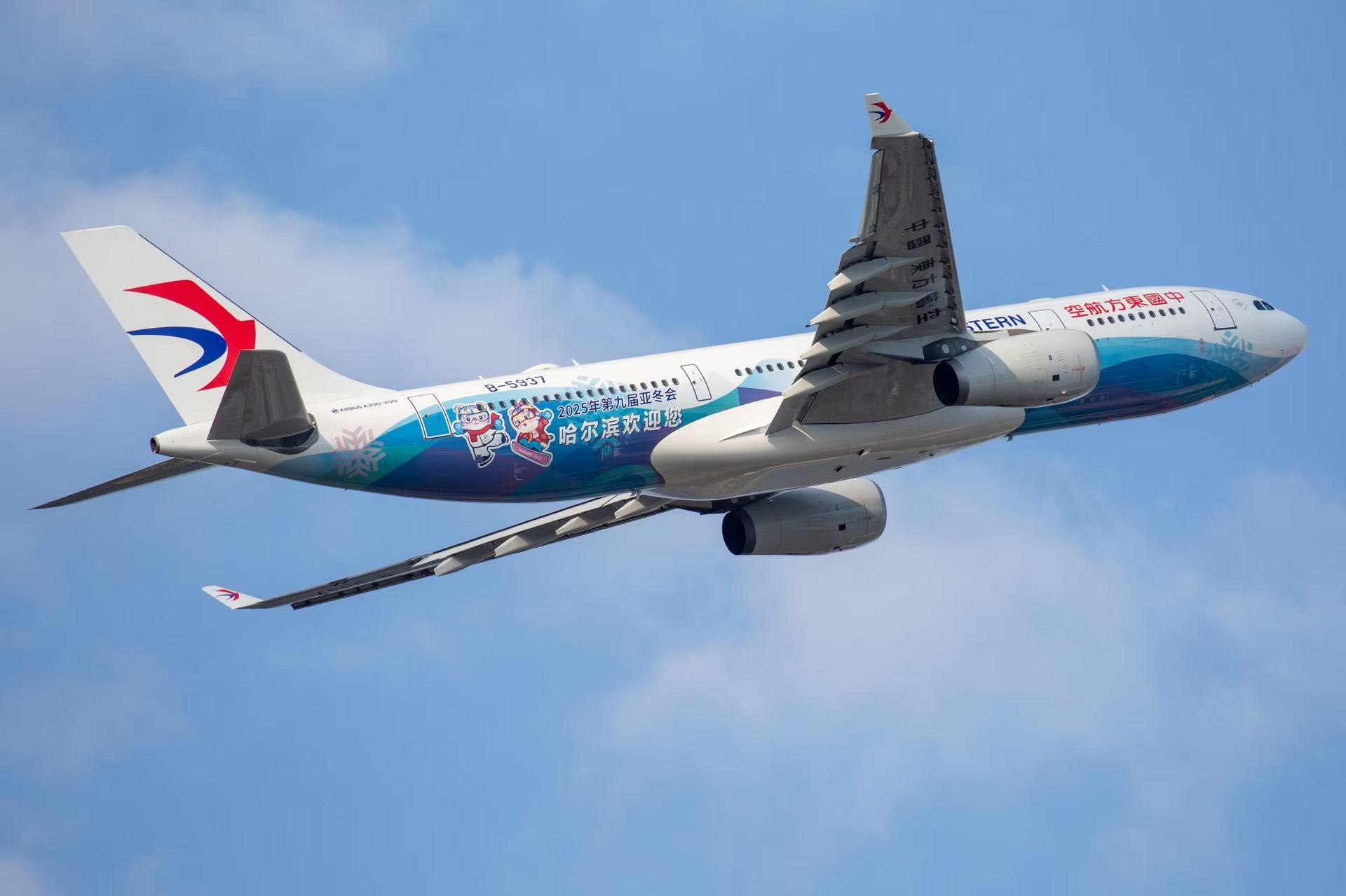 崩铁：离谱！狠起来连自己都防！首款五星角色皮肤来了