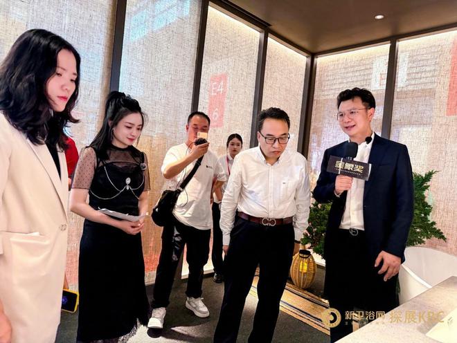 富兰克浴室柜荣获金象奖2025卫浴全球化先锋品牌(图5)