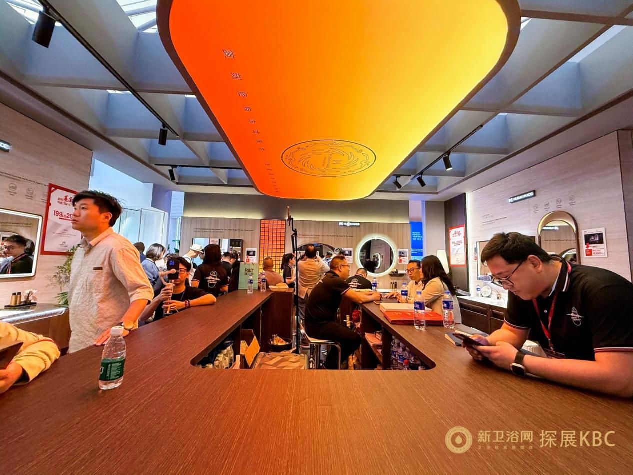 木百年斩获金象奖2025浴室柜设计师推荐品牌(图7)