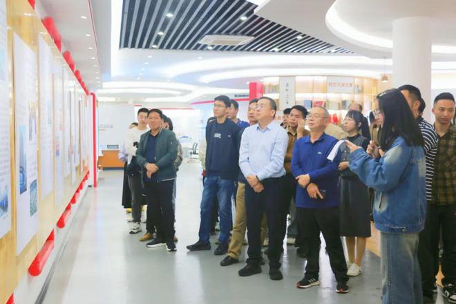 【头条】仑苍镇“青淬讲堂·夜话沙龙”第五期在水暖城一期展厅举行(图3)