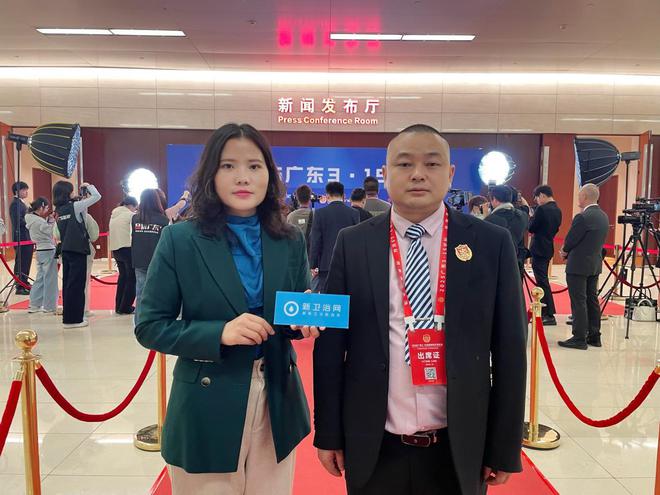 LED智能音乐花洒冠军品牌—浴旺智能情调淋浴花洒放心消费承诺！(图2)