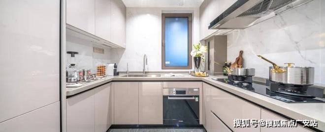 z6尊龙·中国网站：普陀金茂府（售楼处）2025网站-楼盘评测-价格-户型-停车位(图17)