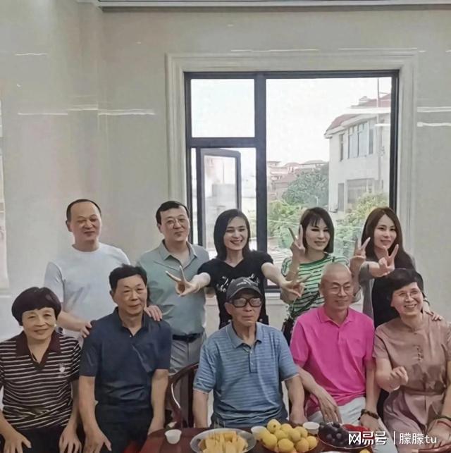 z6尊龙·中国网站：莆田农村藏富太狠！破墙里藏千万豪宅南北炫富差太大