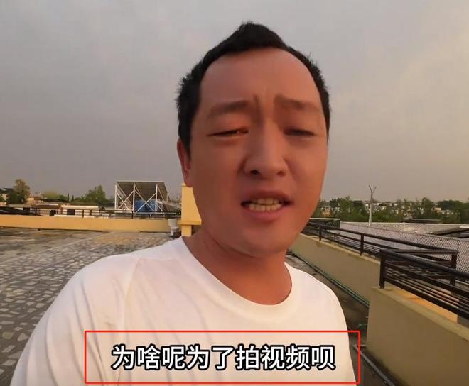 韩红含金量还在上升！男子巴基斯坦贫民窟被围：不给钱不是中国人(图30)