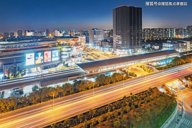 €时代之城·雲墅售楼处：云端研墨城心落款共绘云墅长卷(图32)