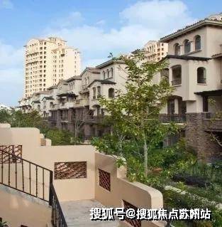 z6尊龙平台：浦东【同润蓝美俊庭】低密度现房建面约88-92㎡洋房均价28万㎡总价：190万起建面约150-160㎡叠加别墅欢迎预约!(图9)