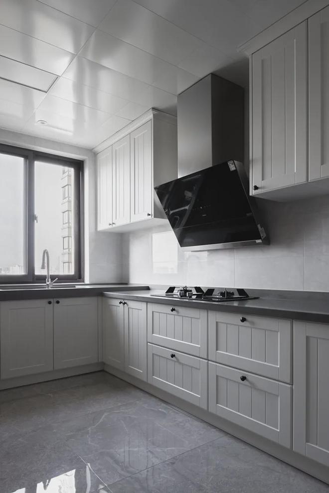 275㎡现代风大平层保留宽敞的空间格局从容舒适的生活体验！(图8)