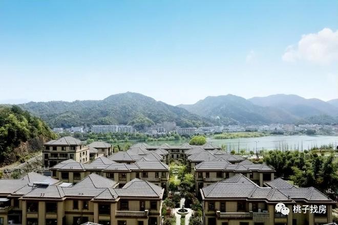 z6尊龙·中国网站：⏰火爆开盘中!杭州桐庐金色港湾度假村售楼处发布：生活新维度(图2)