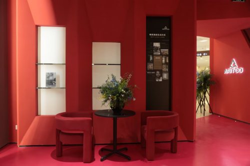 龙闯电梯受邀入驻喜盈门国际建材家居品牌中心系唯一入选电梯品牌(图2)