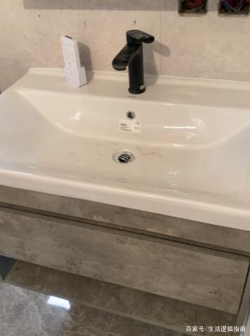 箭牌实木浴室柜组合：环保耐用储物不受潮(图4)