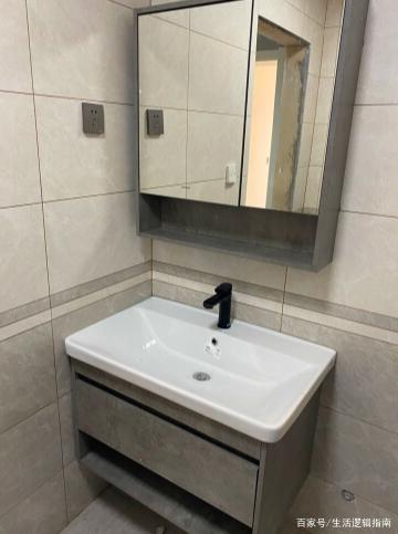 箭牌实木浴室柜组合：环保耐用储物不受潮(图5)