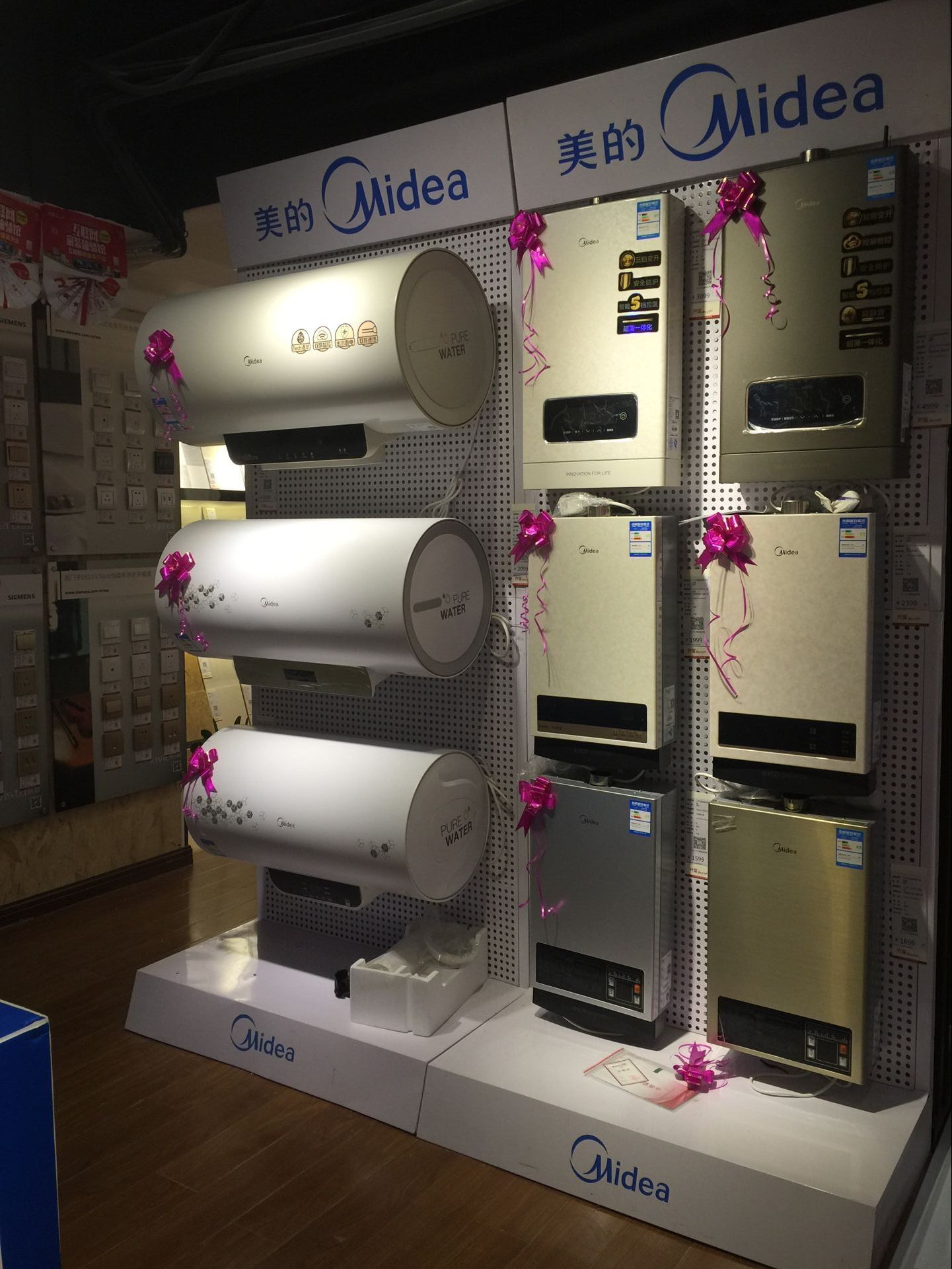 看这里选浴室柜不用愁(图1)